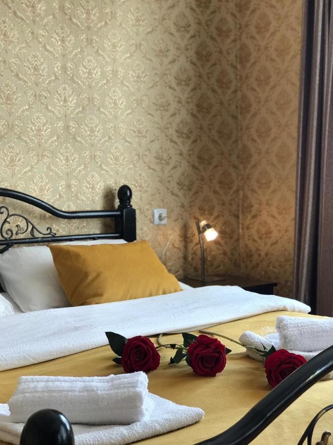 Guest House Elguja Qushashvili Kazbegi Bagian luar foto