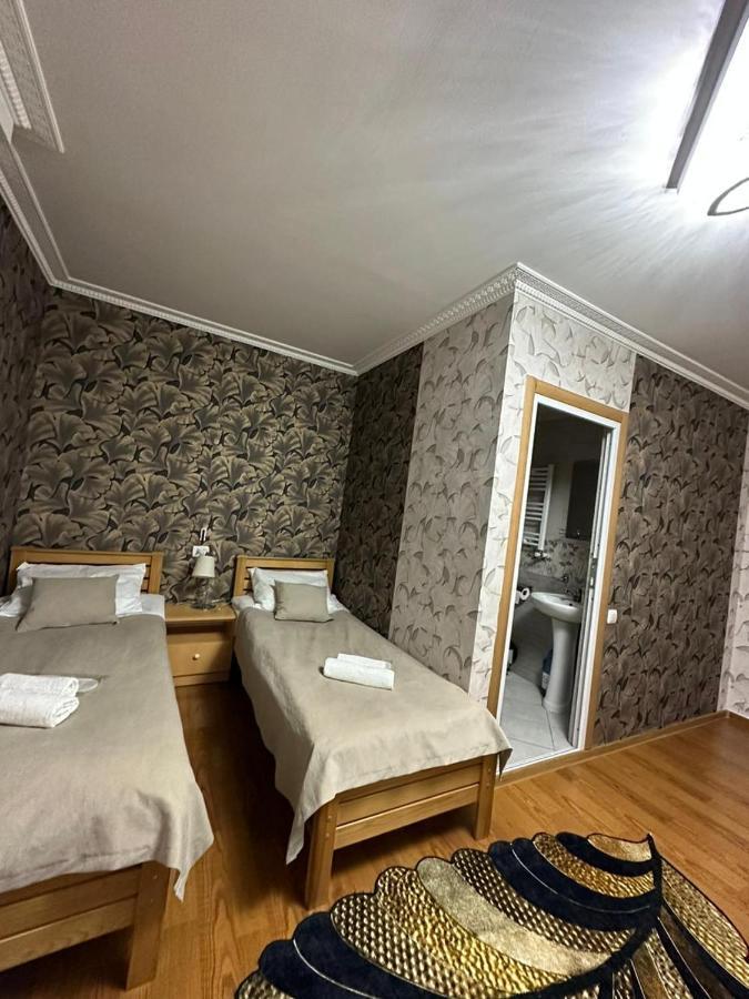 Guest House Elguja Qushashvili Kazbegi Bagian luar foto