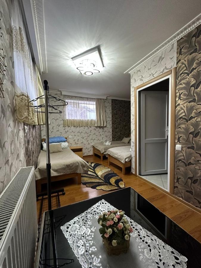 Guest House Elguja Qushashvili Kazbegi Bagian luar foto
