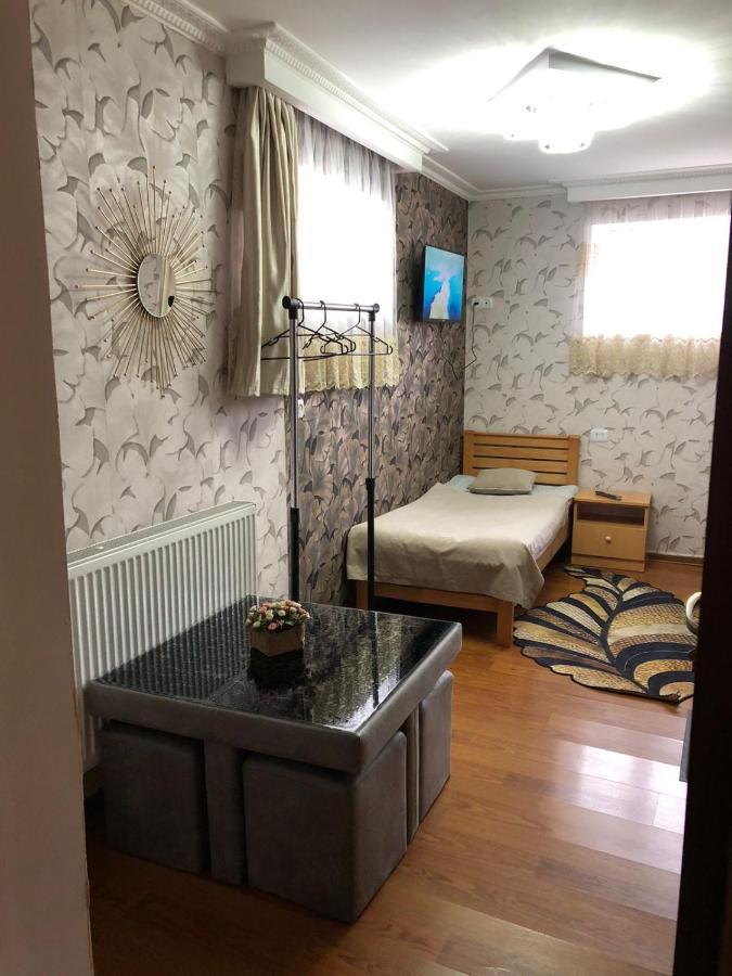 Guest House Elguja Qushashvili Kazbegi Bagian luar foto